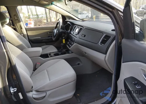 2015 Kia Sedona Lx z USA, uszkodzony, nr VIN KNDMB5C1XF6065635